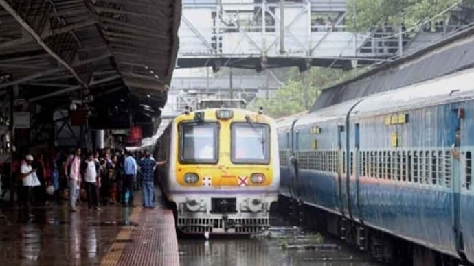 Mumbai Local Train (File Photo: ITG)