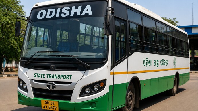 Odisha will offer women free travel on Ama Bus services on Raksha Bandhan.(Photo: AI-generated) आदेश जारी होते ही किराए में बढ़ोतरी.(Photo: AI-generated)