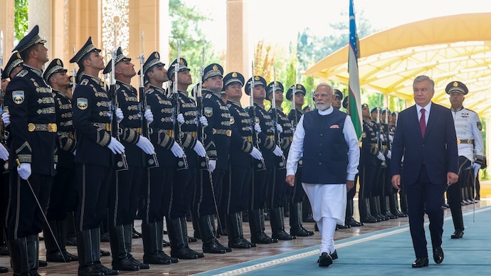PM Narendra Modi being accorded a ceremonial welcome, in Tashkent, Uzbekistan. (Photo: PMO via PTI) PM Modi in Uzbekistan