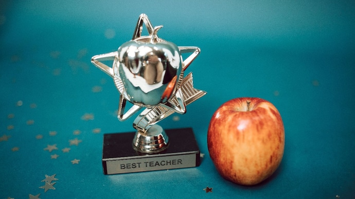 President Droupadi Murmu will confer the National Teachers Awards 2026 to 48 school teachers in New Delhi on September 5. President Droupadi Murmu will confer the National Teachers Awards 2026 on 48 school teachers in New Delhi on September 5.