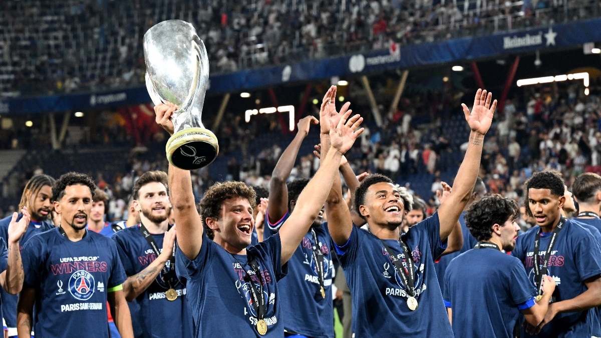 PSG juggernaut continues. Luis Enrique’s team becomes only 3rd in history to defend Super Cup