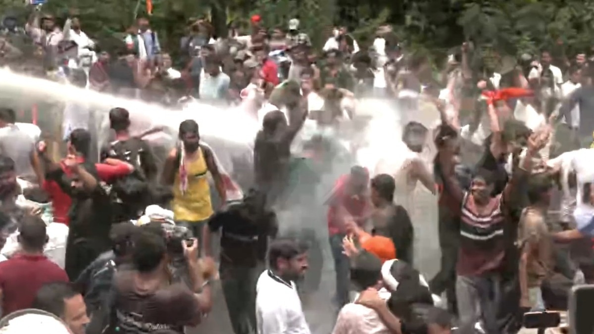 Dancing in the rain: Jharkhand student protesters take a leaf out of Bihar