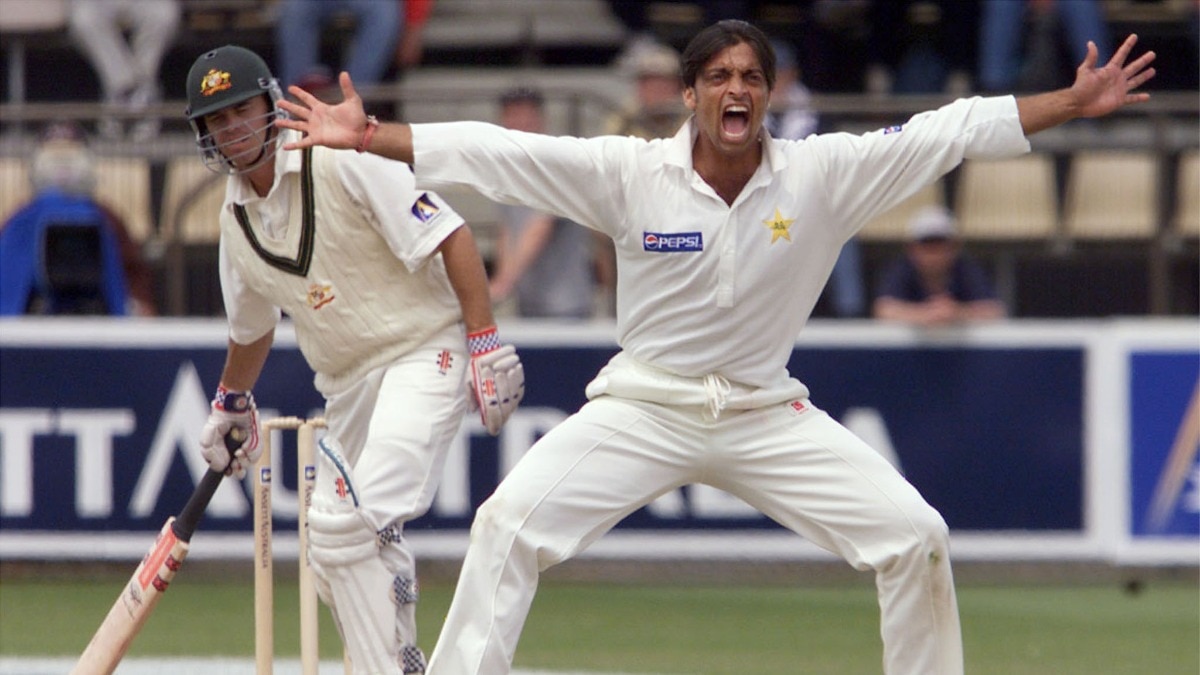 Shoaib Akhtar says he could have reached 400 Test wickets under Imran Khan