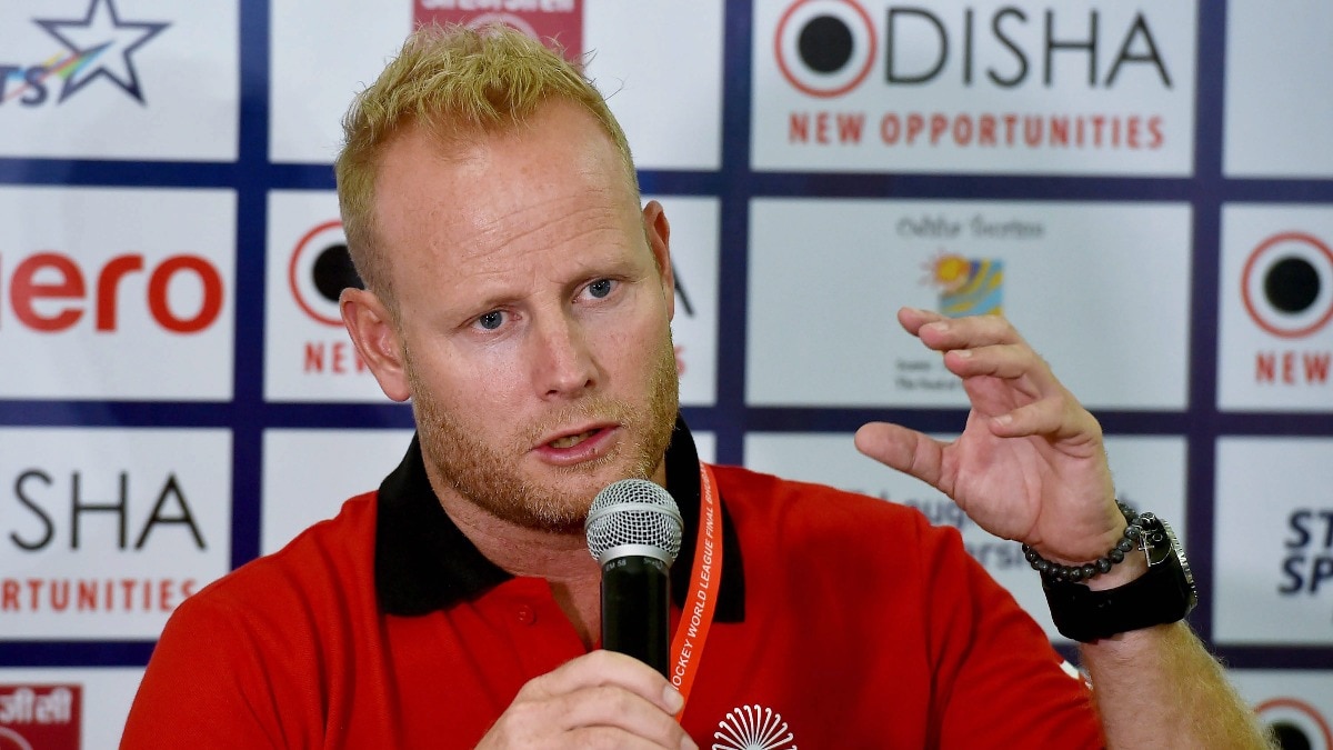 India hockey coach calls out FIH, blasts terrible refereeing vs China