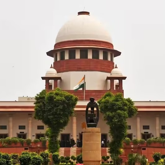 96,000 cases pending in SC, 10,000 stuck for over a decade: Centre to Rajya Sabha