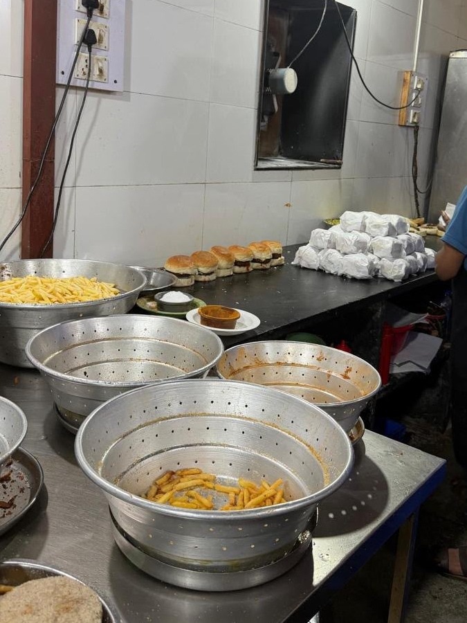 Pune Camp Burger King sealed as FDA steps up food safety crackdown across Maharashtra - India Today