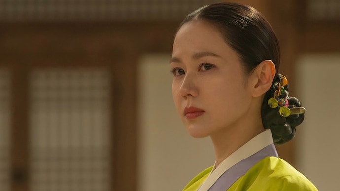 Son Ye-jin’s The Scandal sparked debate over marriage, motherhood and women’s agency. (Credit: Netflix) The Scandal