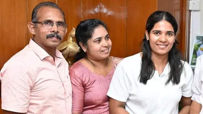 Treesa Jolly's father, Jolly Mathew (far left). (Photo: Instagram/Treesa Jolly) Treesa Jolly's father