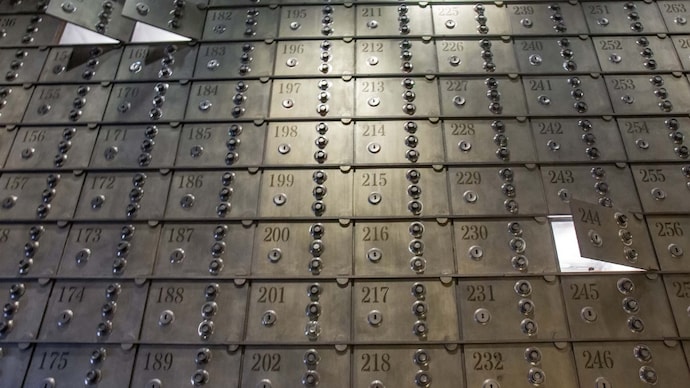 UP woman opens bank locker after years, finds jewellery worth Rs 50 lakh missing