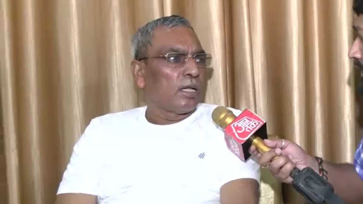 Ayodhya Fish Controversy: UP Minister Claims Fish Without Garlic and Onion is Vegetarian