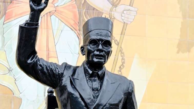 Kerala Government Suspends Teacher Over Controversial Savarkar Quiz Question
