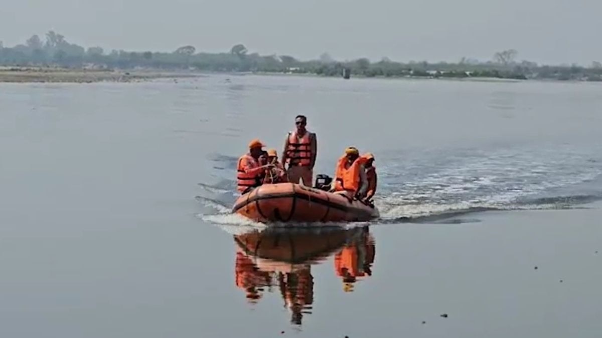 Four fishermen missing after two boats capsize off Kerala coast