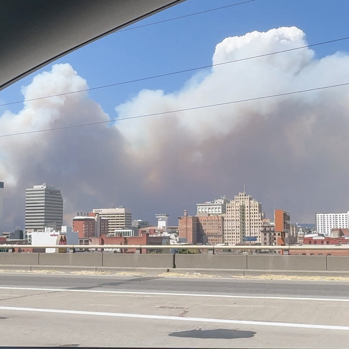 Washington wildfires scorch 250,000 acres, trigger evacuations, power outages