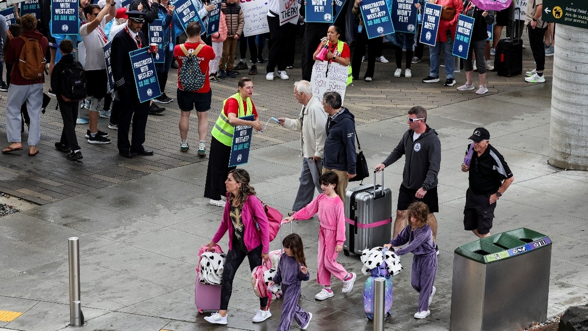 WestJet strike grounds flights as 250,000 travellers hit in Canada