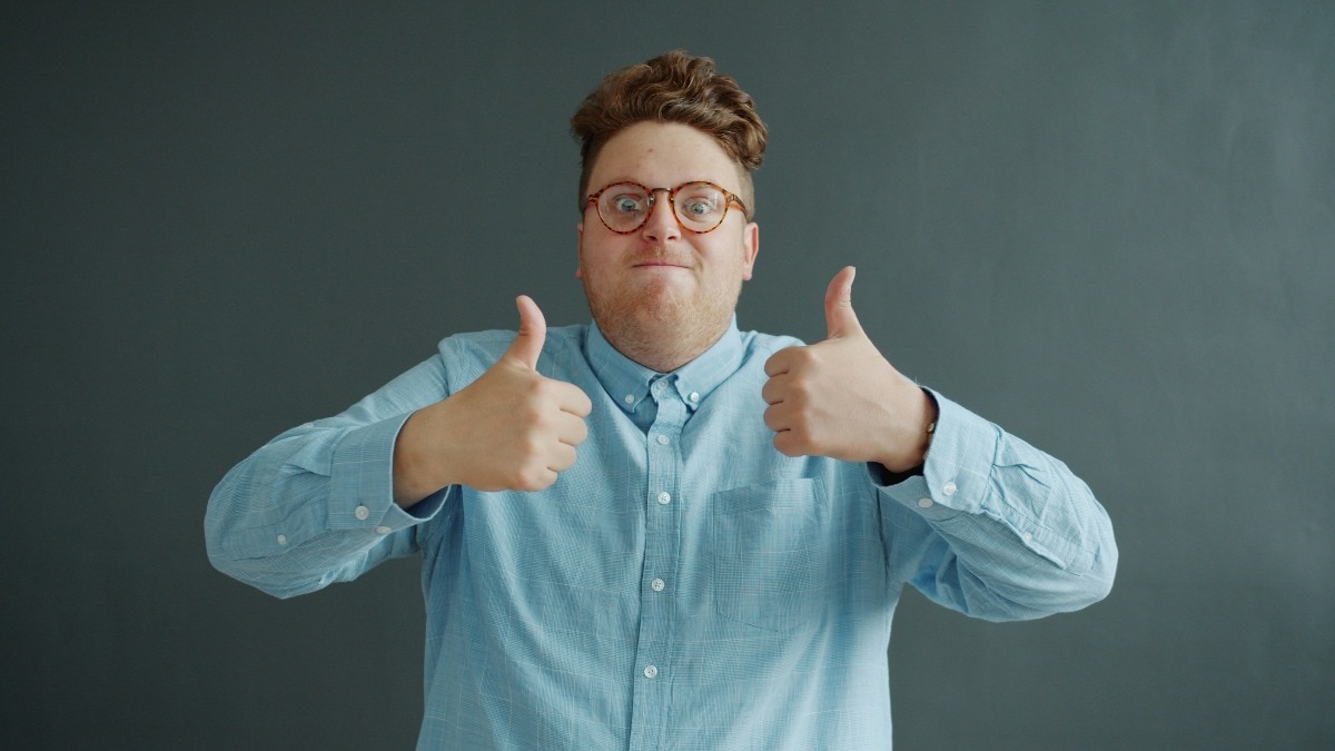 Psychology says compliments often feel harder to believe than criticism