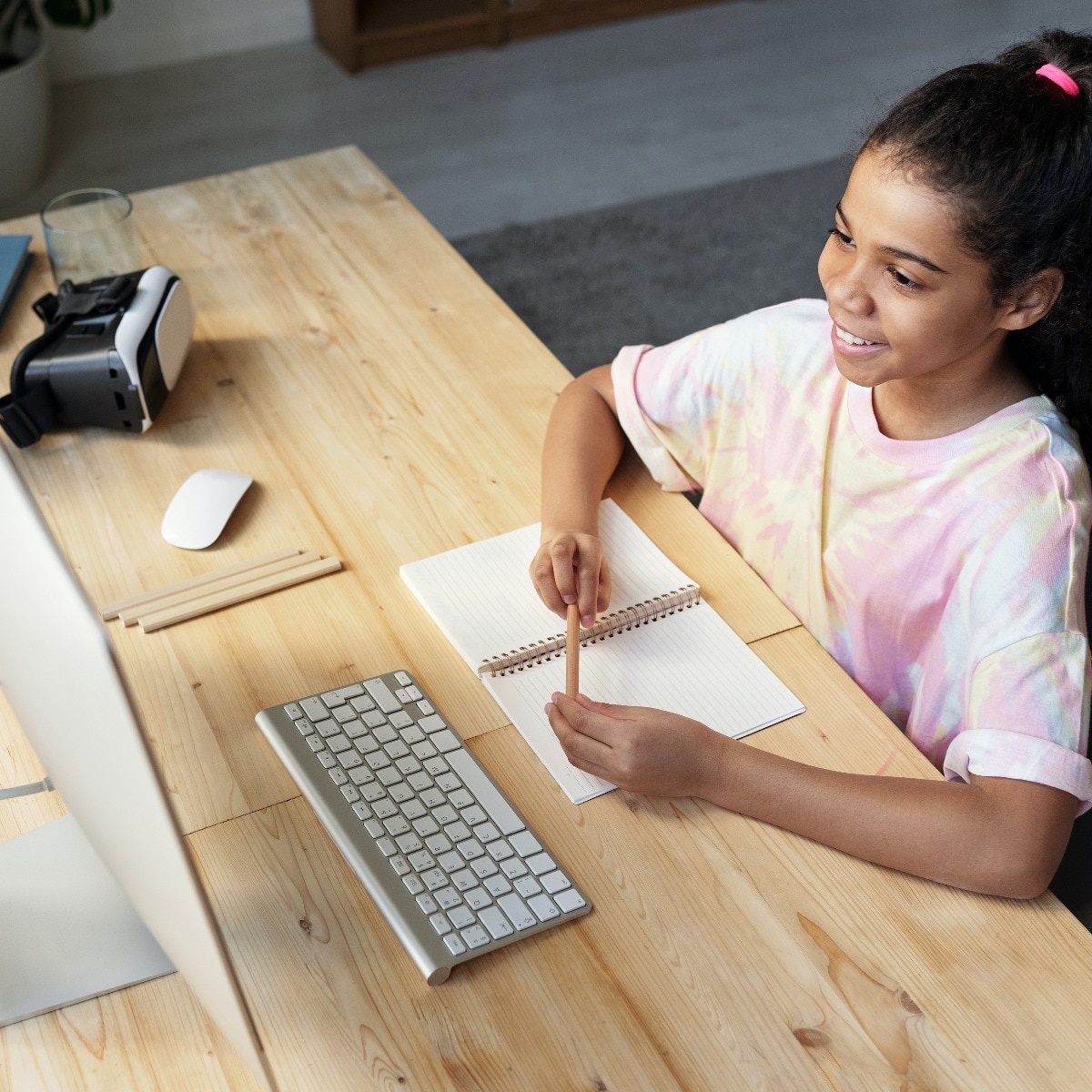 13-year-old earns Rs 2.2 lakh in 3 days after building AI study app with no coding