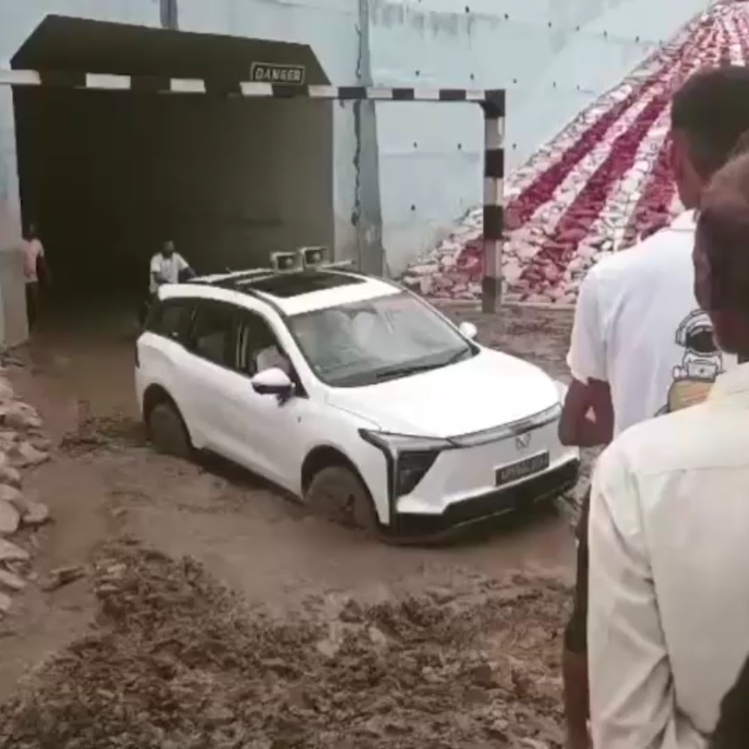 Video: UP MLA’s car stuck in muddy road in own constituency, locals rescue him
