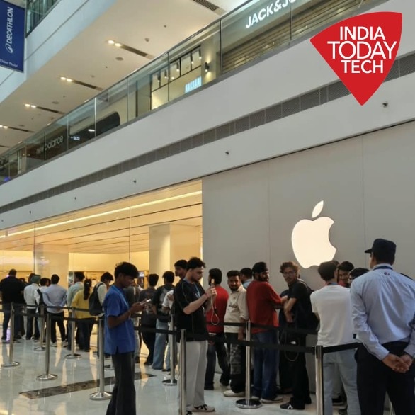 Sold gold to buy iPhone 18 Pro for wife, Delhi man says as new iPhone goes on sale