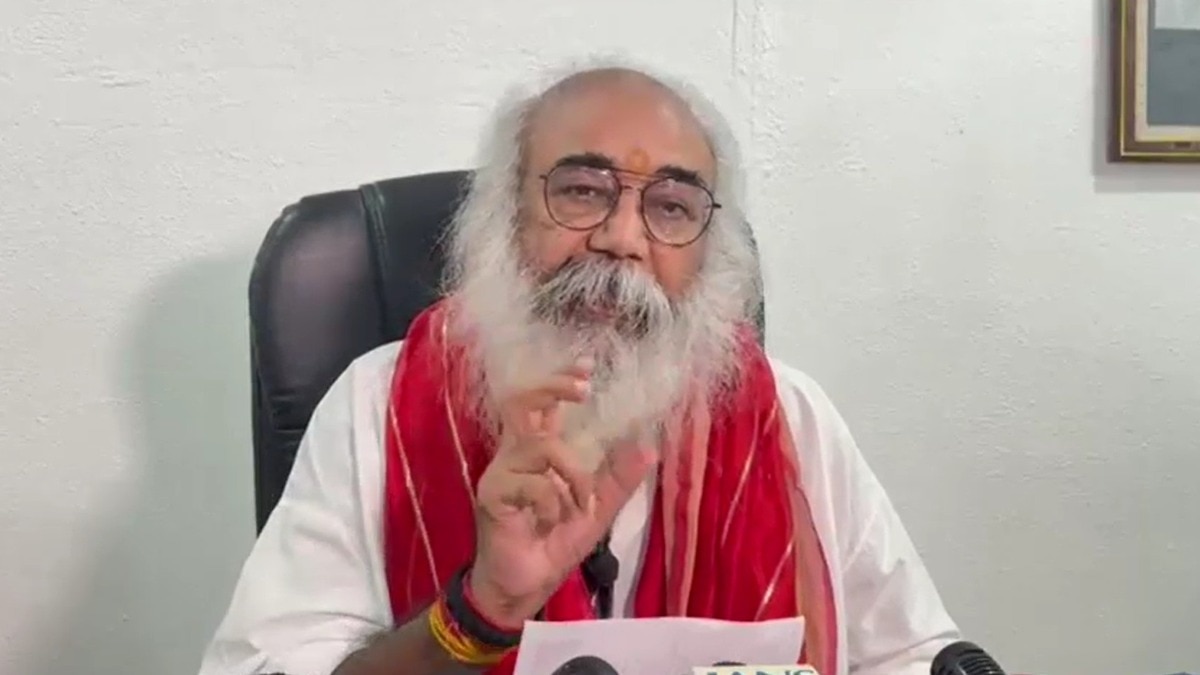 Acharya Pramod Krishnam alleges Babbar Khalsa threat over Kalki Dham construction.