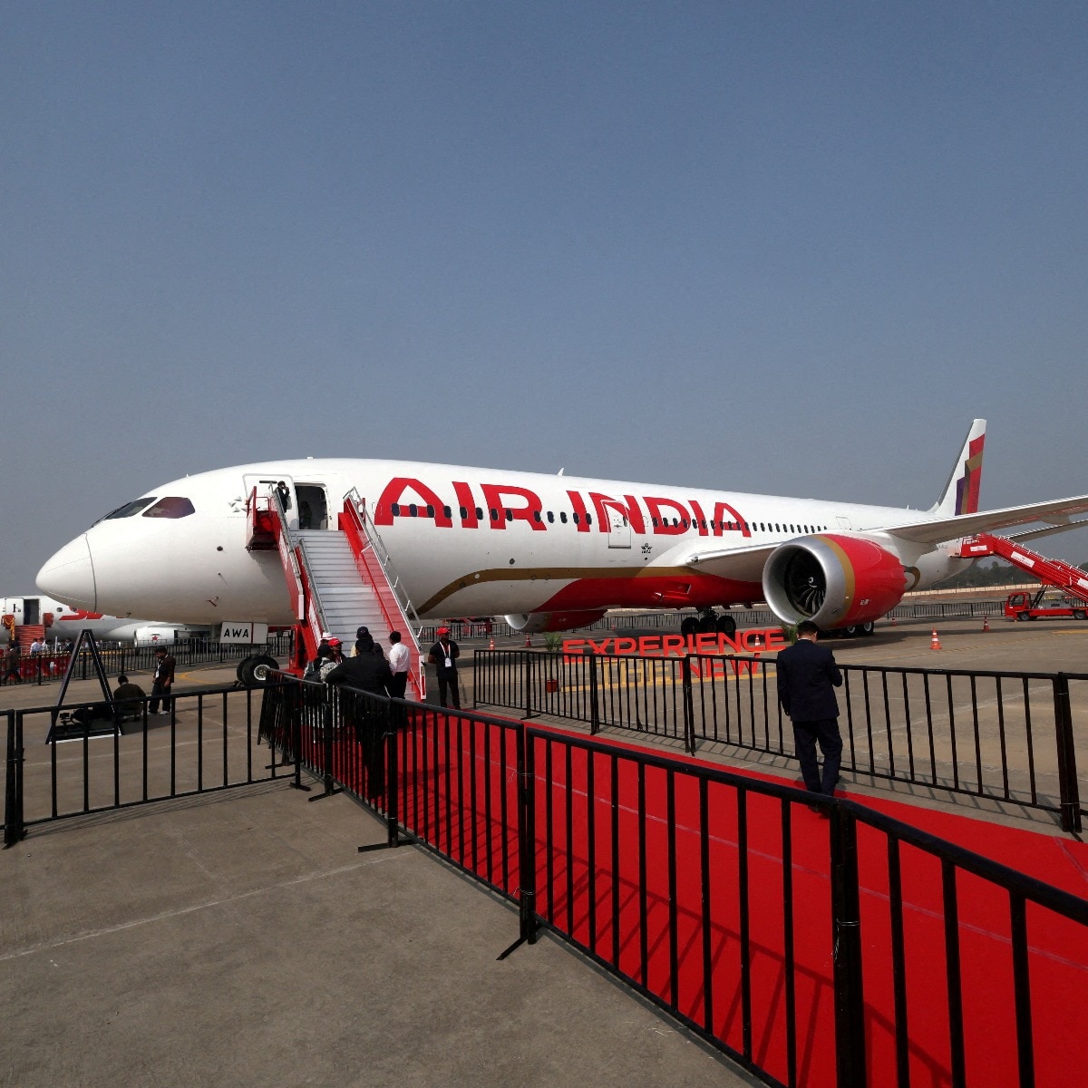 Singapore Airlines may seek more say before fresh Air India funding