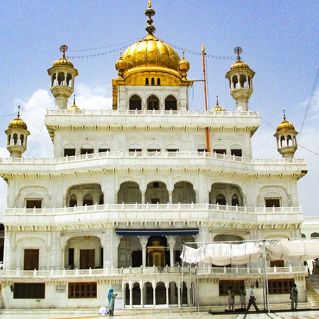 Akal Takht expels 2 from Khalsa Panth
