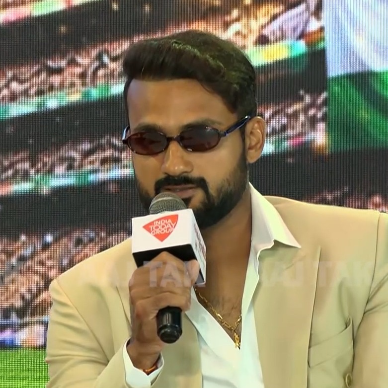 Akash Deep reveals he ignored Rahul Dravid's message confirming India Test debut