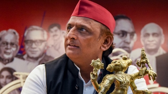 SP leaders abuse each other in Akhilesh Yadav's presence during meeting. He reacts