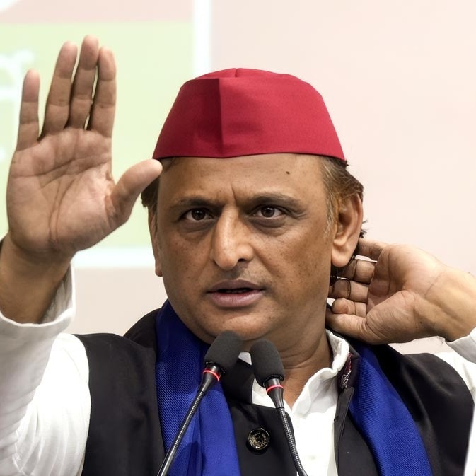 Attack on PDA: Akhilesh hits out at Yogi govt after ABVP, SP student leaders clash