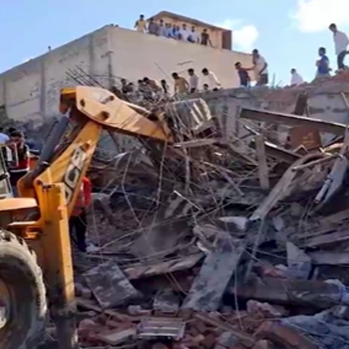 Ambala building collapse kills 2, 5 hospitalised; 15-20 feared trapped