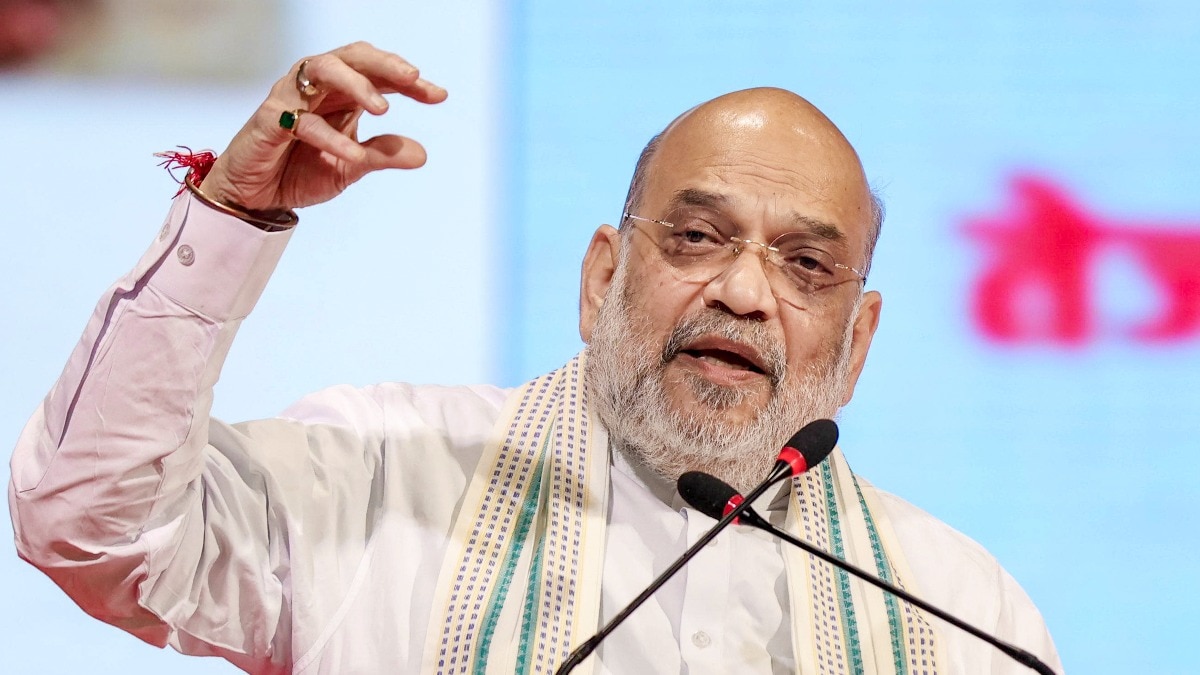 Rs 12 lakh crore lost to scam: Amit Shah asks Congress to discuss corruption record