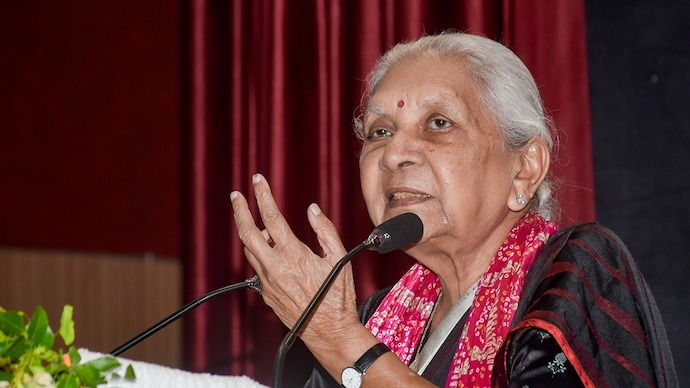 Uttar Pradesh governor Anandiben Patel urged students and teachers to engage with AI with confidence and responsibility.