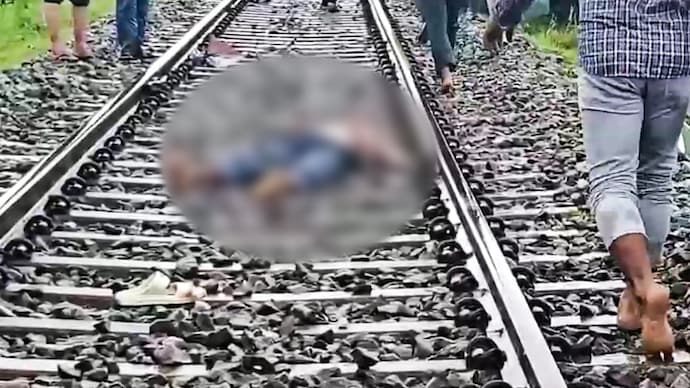 Visakharavu, Dileep, Sharath and Shiva suffered severe injuries and died on the spot while another student named Solomon Raju was taken to hospital for treatment. (Screengrab) Andhra Pradesh train accidentq