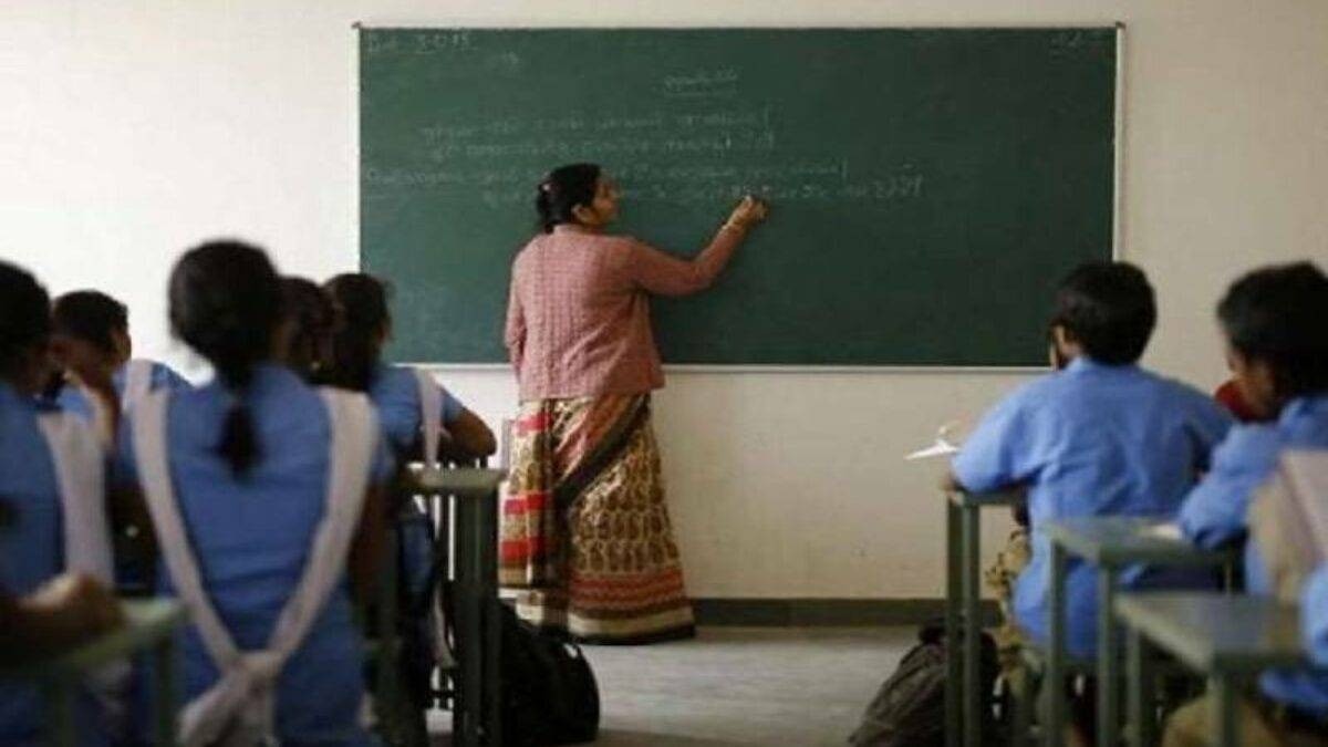 Delhi school teachers doing BLO duty during vacations to get special leave benefits