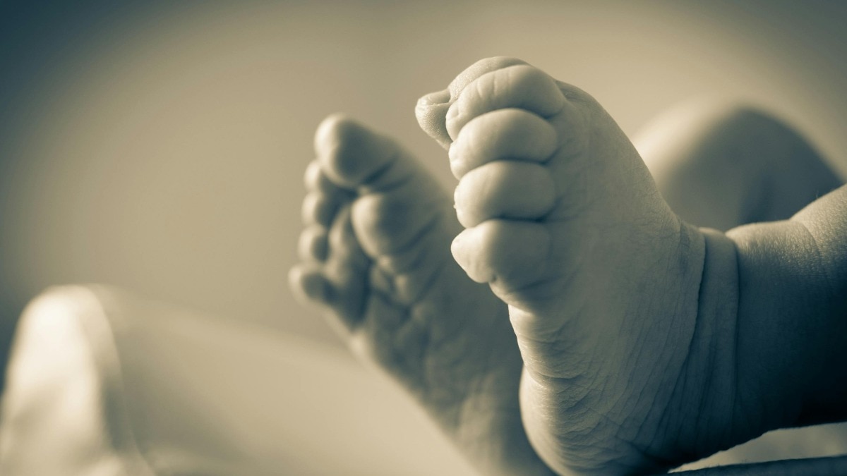 Needle found near toddler's ribs a year after birth, parents allege negligence