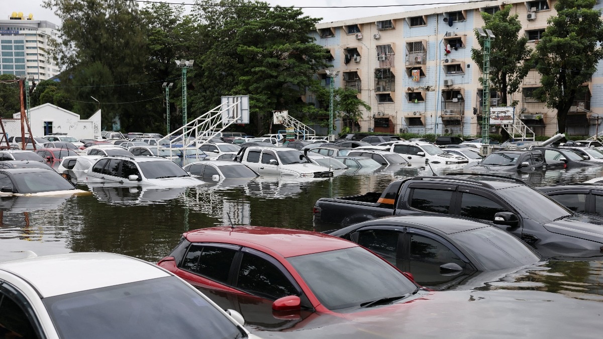 Roads submerged, 80,000 stranded in Bangkok as heavy rain, floods hit Thailand