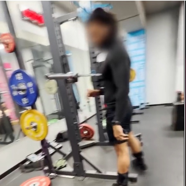 Woman screams as man hurls 20 kg plate in Bengaluru gym. Cult cancels his membership