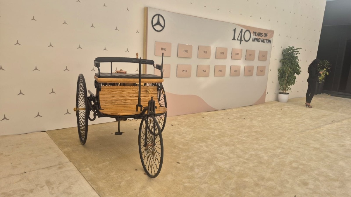 A dream without a horse: The story of the world's first car