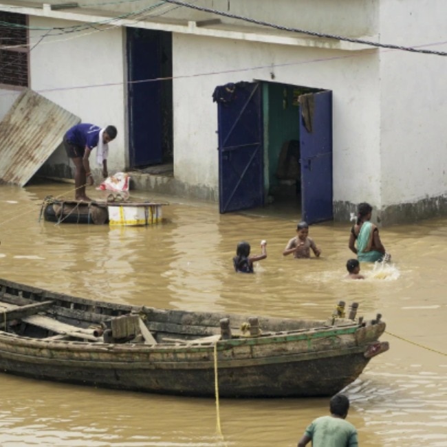 Woman swept away while bathing in Ganga survives 15 days in hut, rescued by boatmen