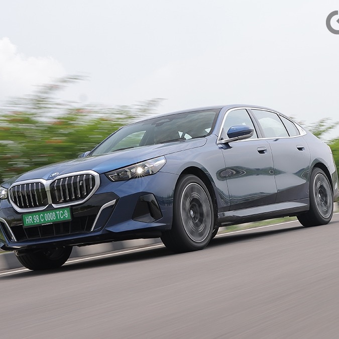 BMW i5 LWB