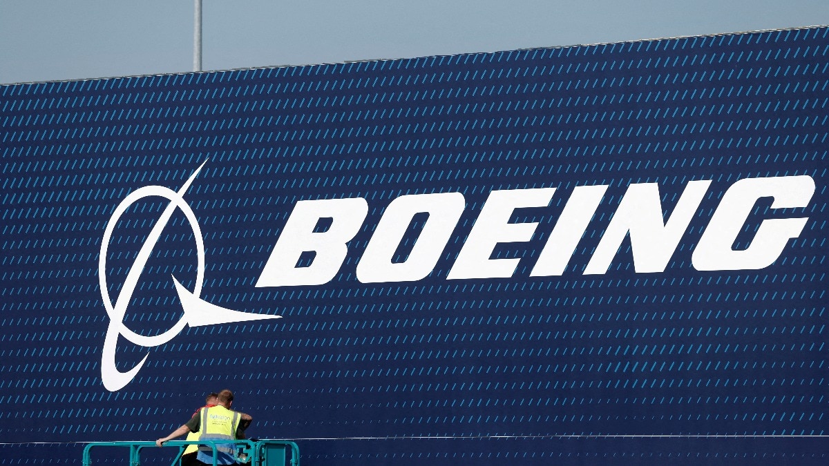 Boeing flags software glitch in 737 MAX landing navigation feature