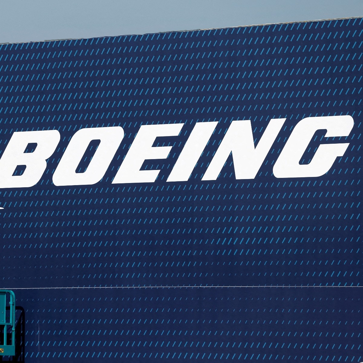 Boeing flags software glitch in 737 MAX landing navigation feature