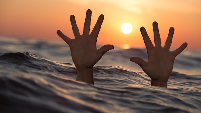 Three separate drowning incidents in Gujarat’s Surat, Amreli and Morbi. (Photo: Pixabay) BSF Rescues Drowning Bangladeshi Nationals