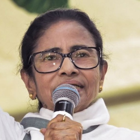 Mamata Banerjee speaks to Congress top brass on EC row, INDIA meeting on Sept 30