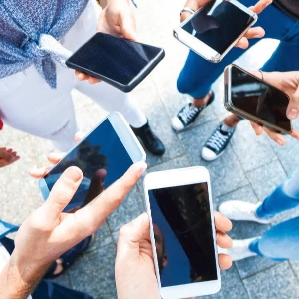 Govt prepares for D2M rollout, it will let you watch TV on phone without internet