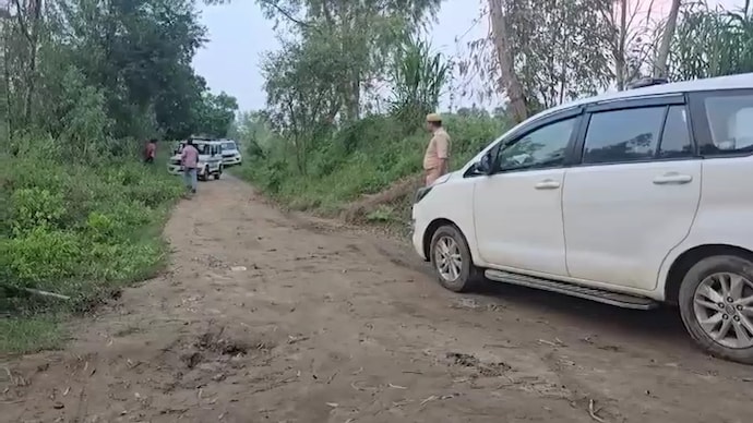 Police said the bodies appeared several days old and are probing their identities Days after couple found dead near River Ganga, two more bodies found in UP