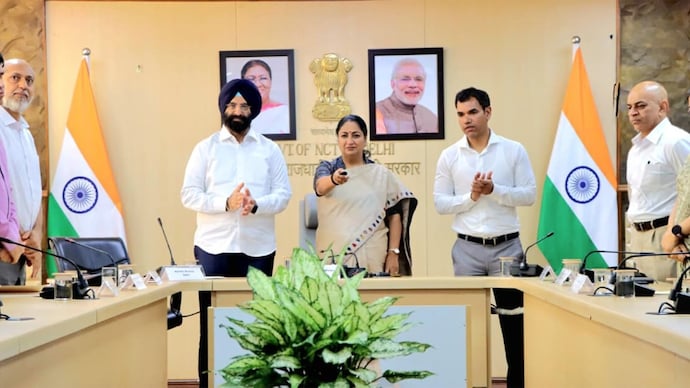 Delhi plans to process fire NOC and fire safety certificate applications and renewals within 30 days through the Single Window System, with fixed scrutiny and inspection timelines. (Photo: X/@CMODelhi)