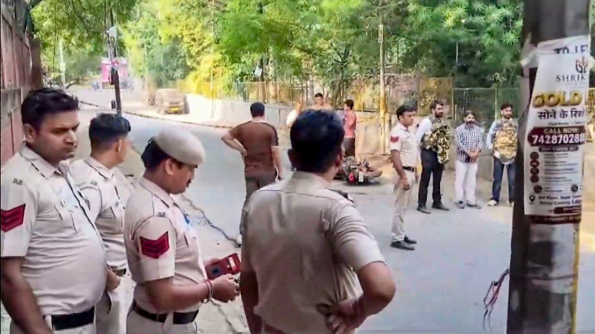 Delhi Lt Governor seeks safety audit report of parks day after teen gangraped
