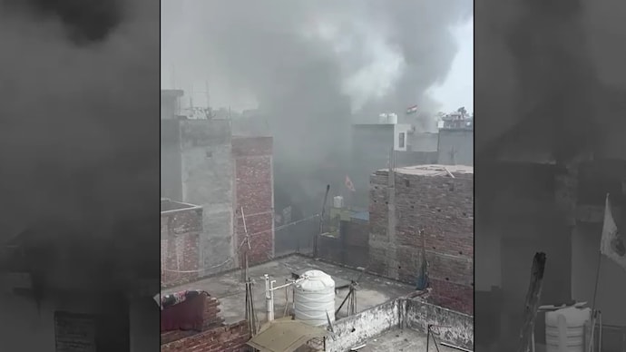 The fire broke out at a godown in Delhi's Swaroop Nagar. Delhi godown fire
