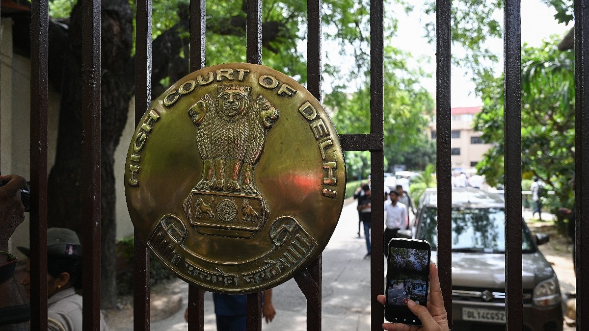 Civic bodies must give seizure details of vendors within 24 hours: Delhi HC