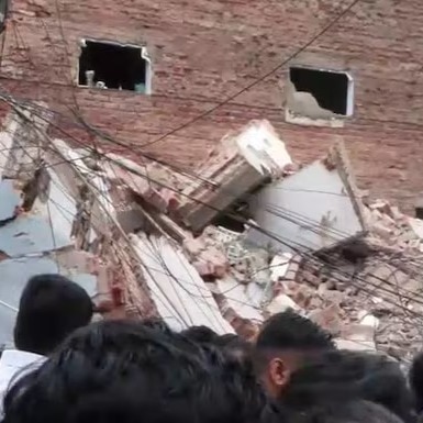 Sudden tremor, then a pile of rubble: Eyewitnesses recall Delhi building collapse
